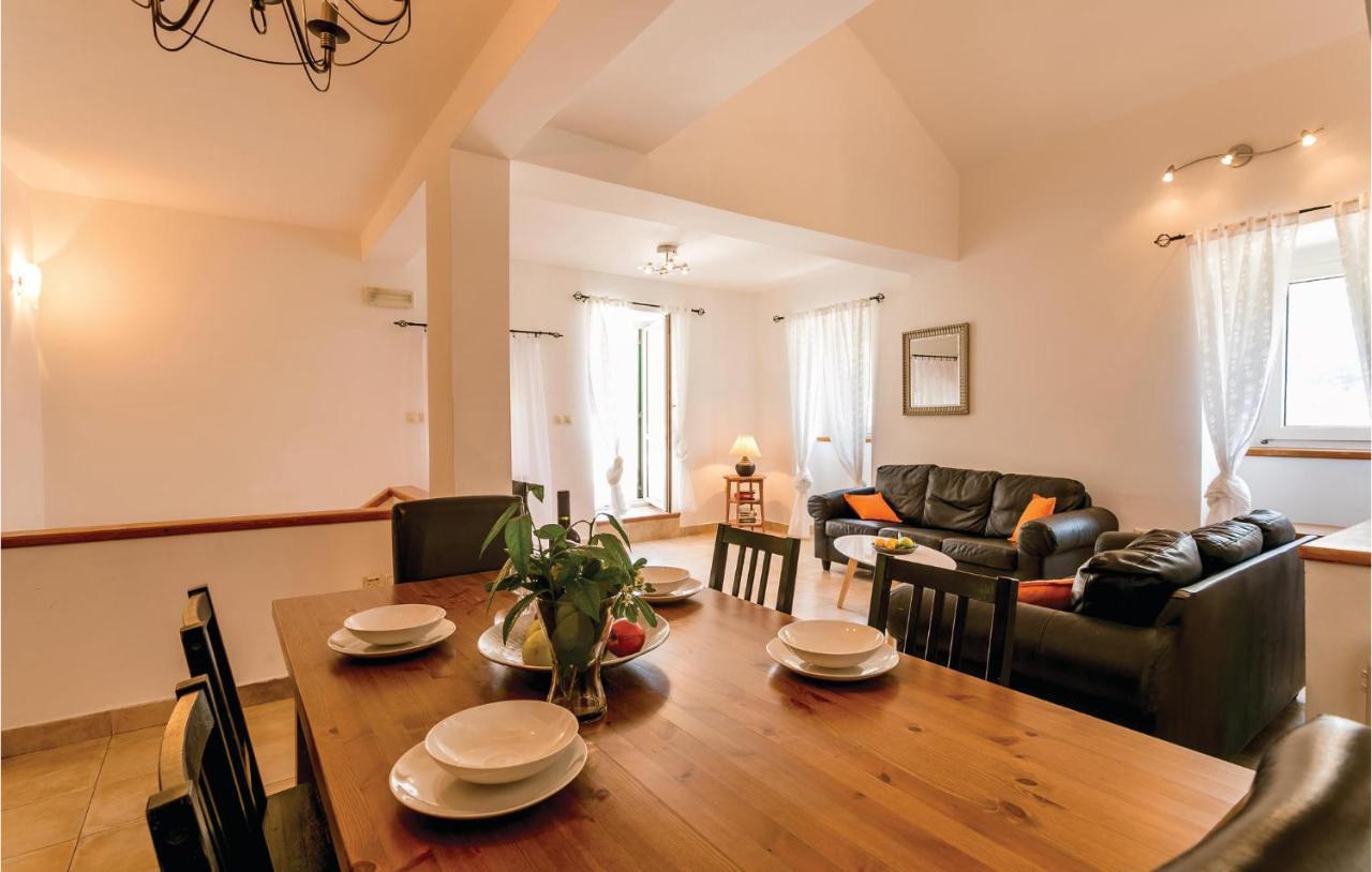 Lovely Home In Kotor With Wifi Exterior foto